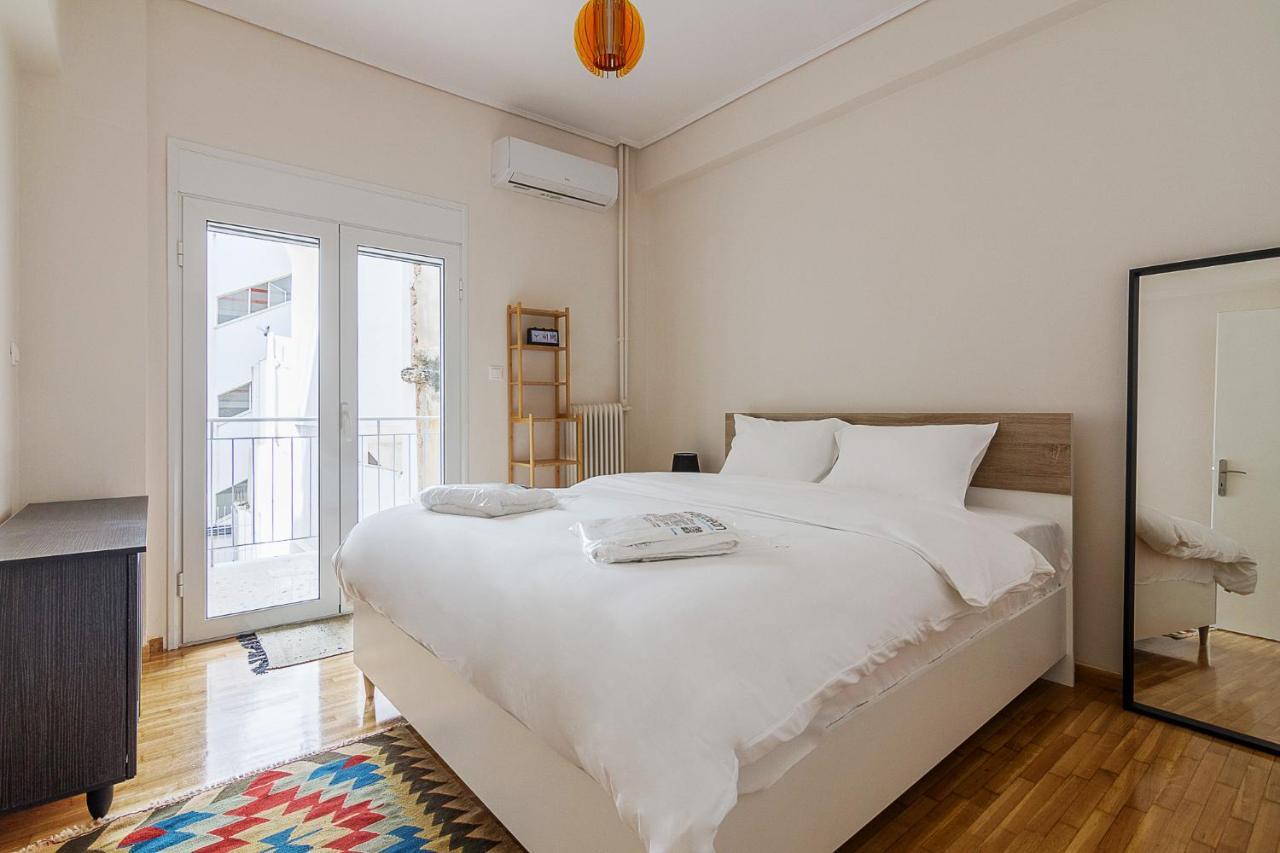 A Modern 2-Bedroom Apartment Near Areios Pagos 雅典 外观 照片
